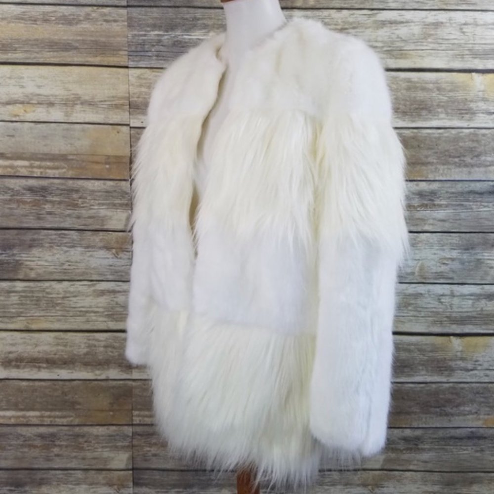 🎉 HP 🎉 NEW Zara Faux Fur White Teddy Coat - Picture 5 of 8